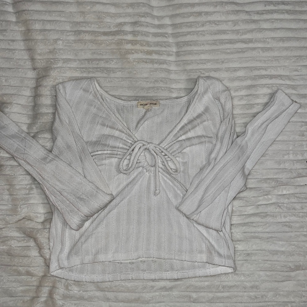 Moa Moa large white knit long sleeve